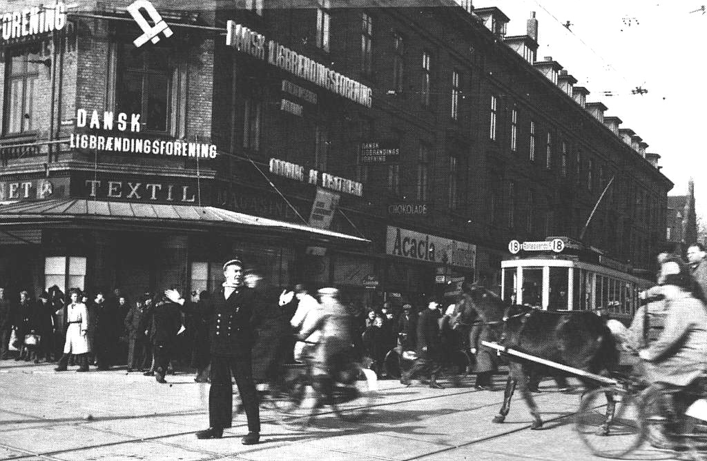 Falkoner Alle og Smallegade, denne gang i 1944